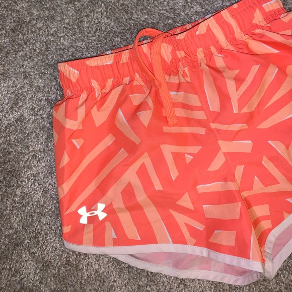 Under Armour Girls Orange Athletic shorts size YSM - Picture 4 of 8